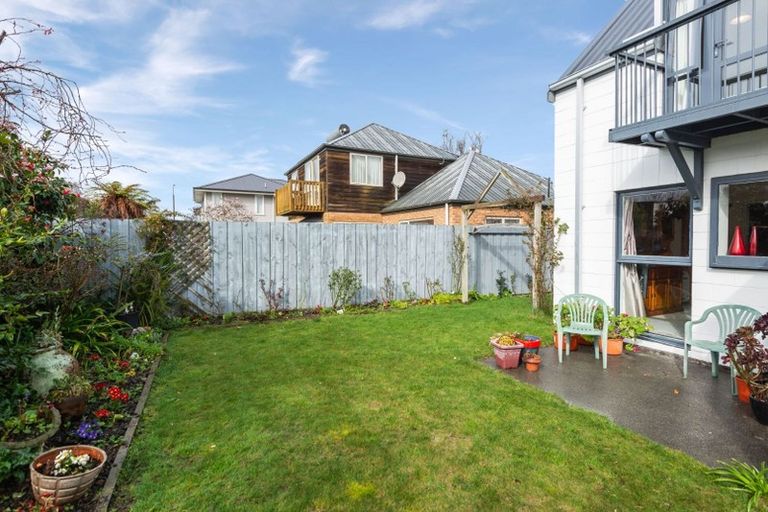 Photo of property in Cornwall Gardens, 10/27 Cornwall Street, St Albans, Christchurch, 8014