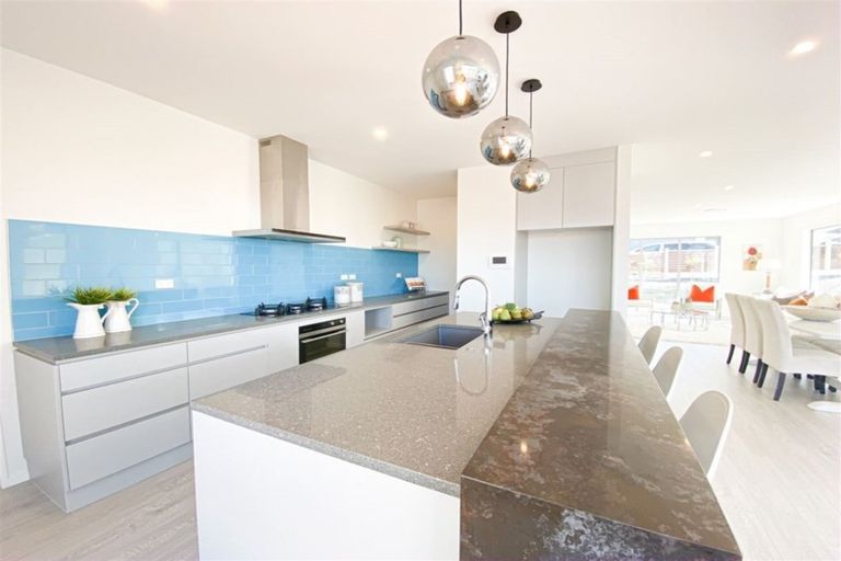 Photo of property in 155 Godfrey Drive, Orewa, 0931