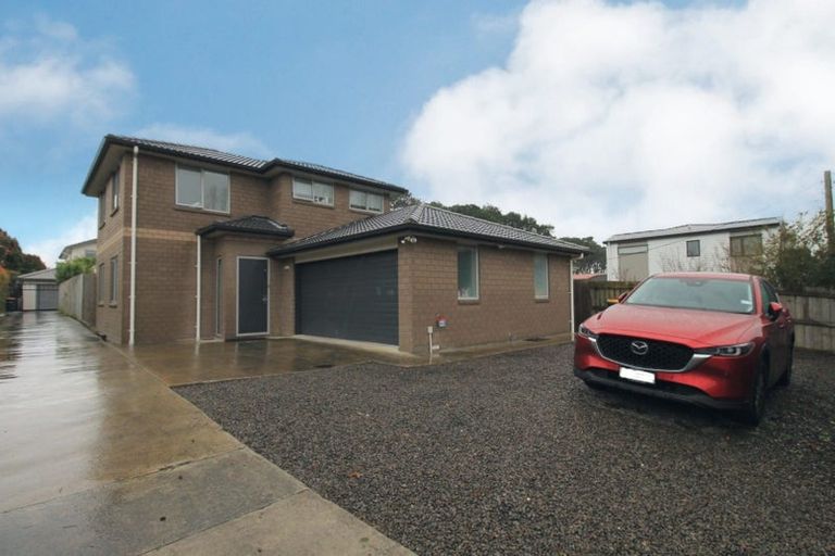 Photo of property in 185 Portage Road, New Lynn, Auckland, 0600