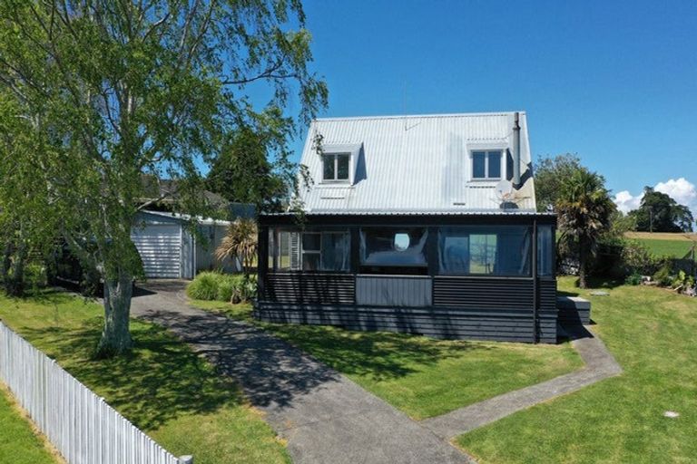 Photo of property in 21 Whenuariri Place, Maketu, 3189