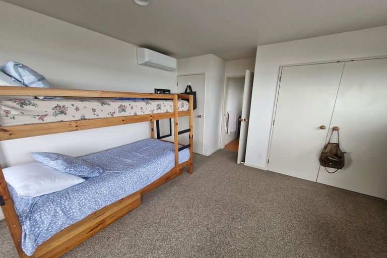 Photo of property in 42b Duncansby Road, Stanmore Bay, Whangaparaoa, 0932