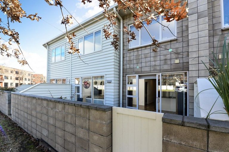 Photo of property in 39u3 Norton Road, Frankton, Hamilton, 3204