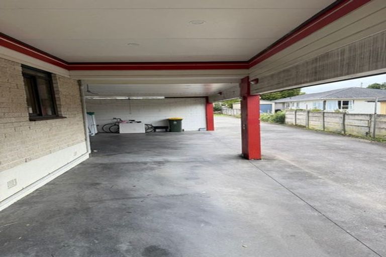 Photo of property in 21 Crawford Avenue, Mangere Bridge, Auckland, 2022