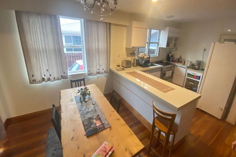 Photo of property in 211 Omata Road, Spotswood, New Plymouth, 4310