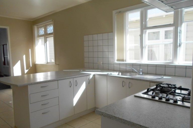 Photo of property in 97 Endeavour Street, Lyall Bay, Wellington, 6022