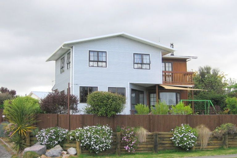 Photo of property in 10 Grace Crescent, Richmond Heights, Taupo, 3330