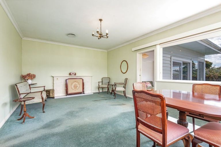 Photo of property in 12 Nairn Crescent, Awapuni, Palmerston North, 4412
