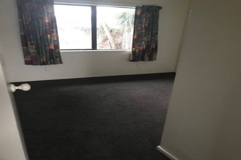 Photo of property in 2/65 Marne Road, Papakura, 2110