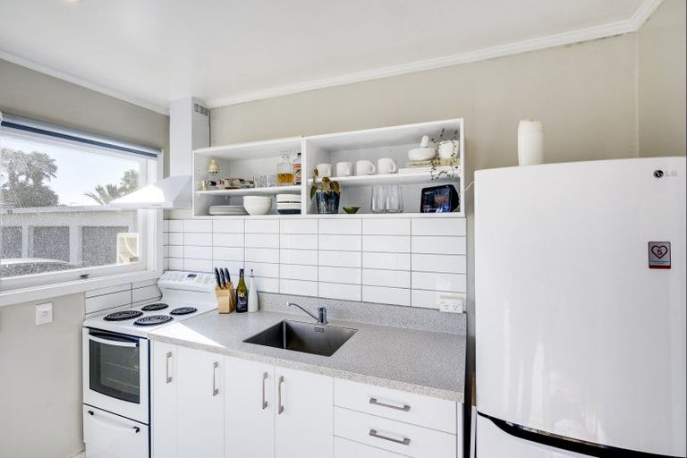 Photo of property in 5/82 Meeanee Road, Taradale, Napier, 4112