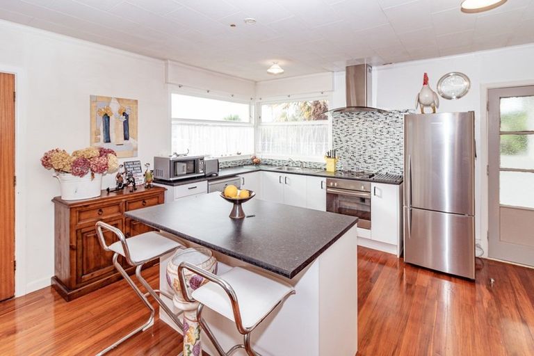 Photo of property in 12 Milton Street, Whanganui East, Whanganui, 4500