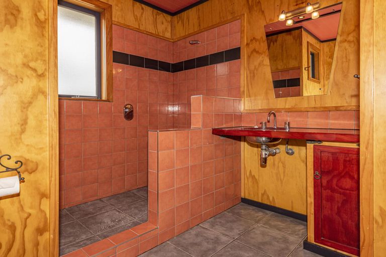 Photo of property in 16 Hoey Street, Te Kamo, Whangarei, 0112