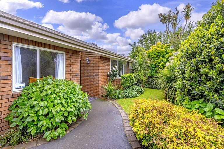 Photo of property in 2/4 Balkwell Street, Halswell, Christchurch, 8025