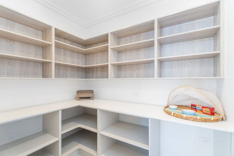 Photo of property in 1 Ngaroma Crescent, Whitianga, 3510