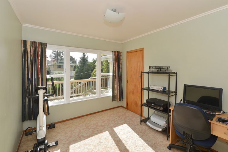 Photo of property in 4 Sierra Avenue, Te Kamo, Whangarei, 0112