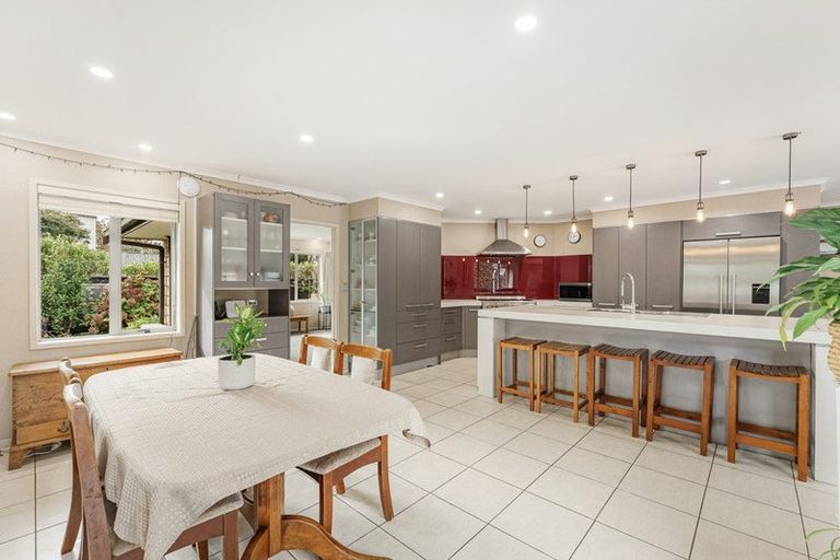 Photo of property in 38 Merriman Place, Pyes Pa, Tauranga, 3112