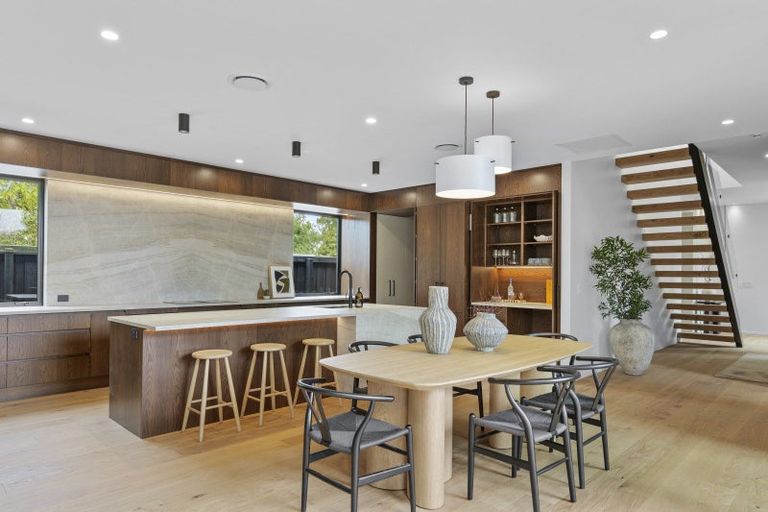 Photo of property in 26d Bryndwr Road, Fendalton, Christchurch, 8052