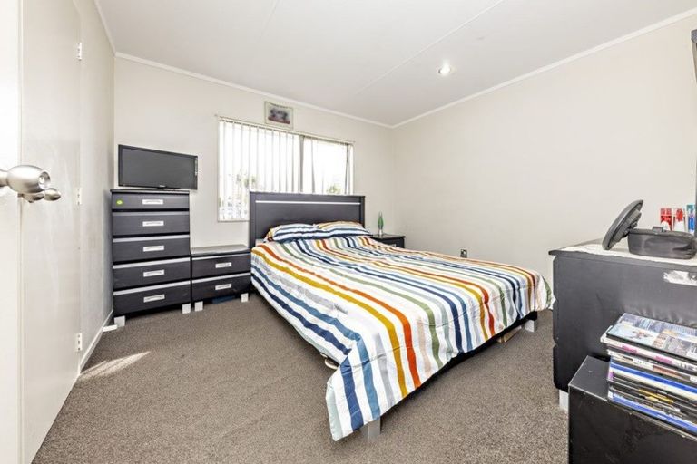 Photo of property in 2/1 Bledisloe Street, Papatoetoe, Auckland, 2104