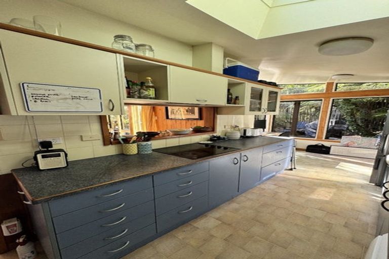 Photo of property in 7 Huia Road, Days Bay, Lower Hutt, 5013