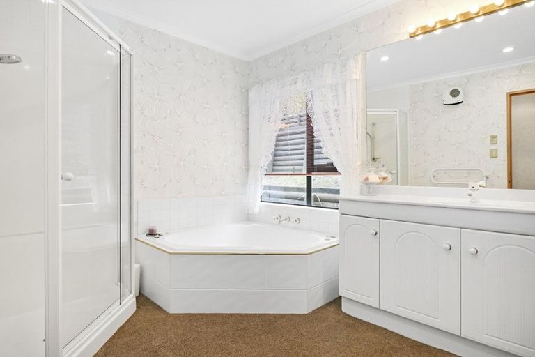 Photo of property in 4 Pentonville Close, Westmorland, Christchurch, 8025