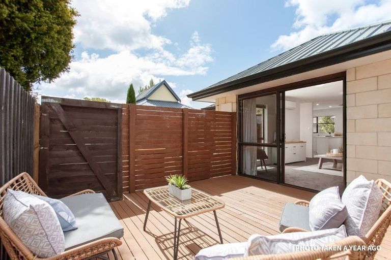 Photo of property in 30 Lees Road, Strowan, Christchurch, 8052