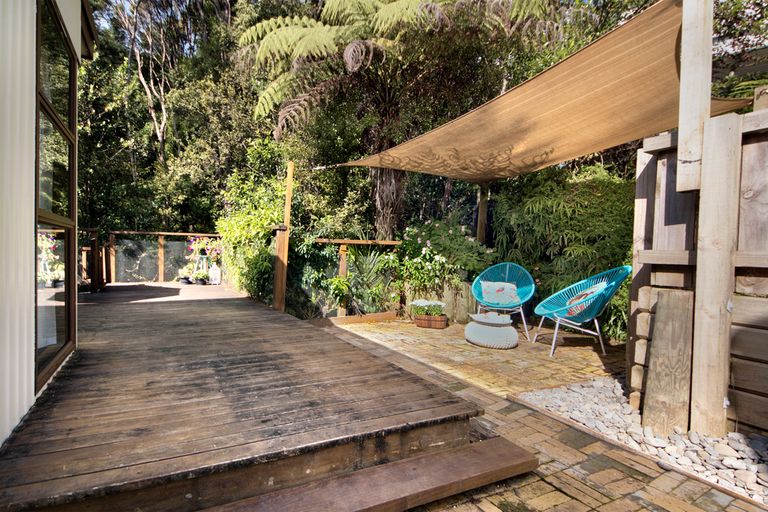 Photo of property in 13 Karapiti Place, Glen Eden, Auckland, 0602