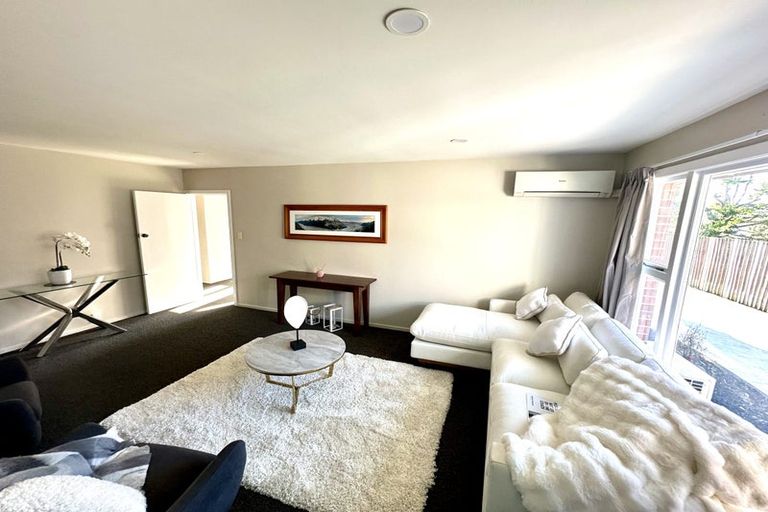 Photo of property in 11 Solway Avenue, Ilam, Christchurch, 8041