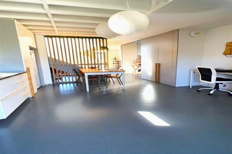 Photo of property in 383 Adelaide Road, Newtown, Wellington, 6021