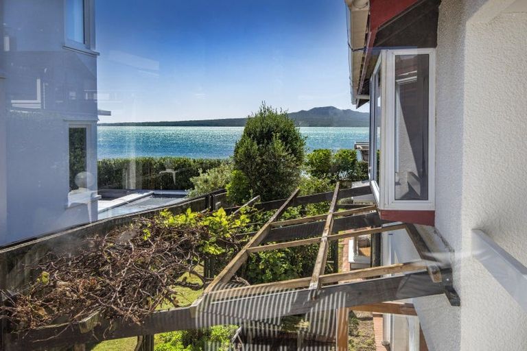 Photo of property in 20a Oxford Terrace, Devonport, Auckland, 0624