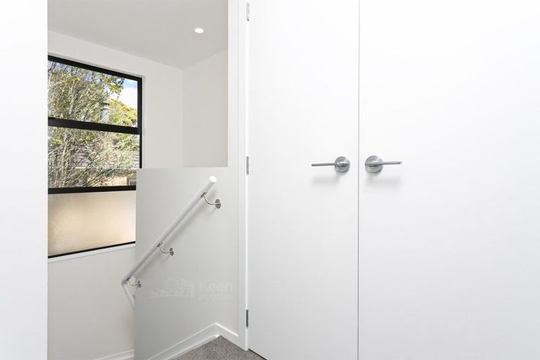 Photo of property in 13 Tokai Place, Glen Eden, Auckland, 0602