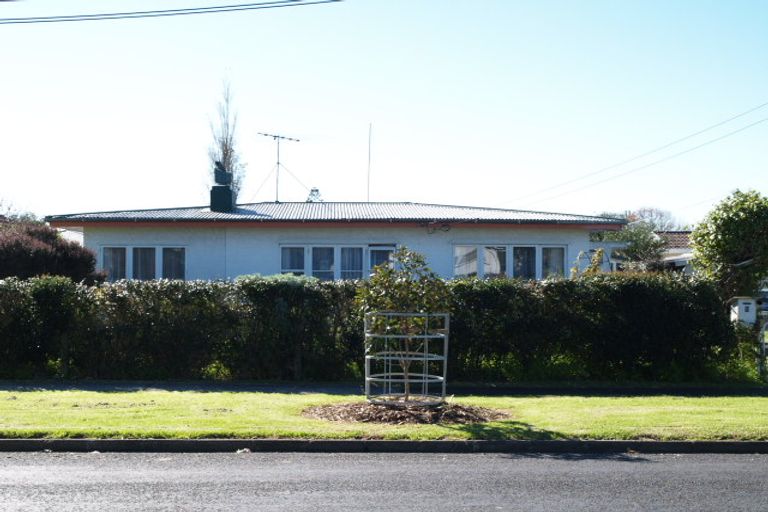Photo of property in 1/3 John Street, Mangere East, Auckland, 2024