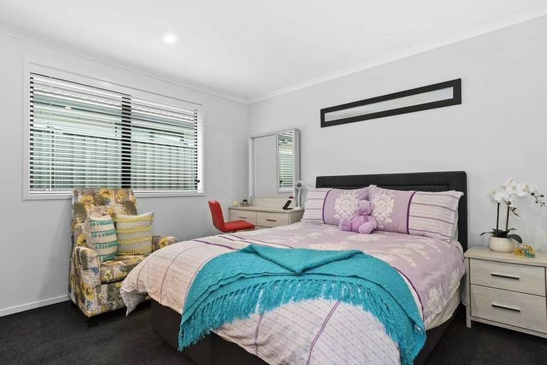 Photo of property in 21 Taffe Crescent, Pyes Pa, Tauranga, 3112