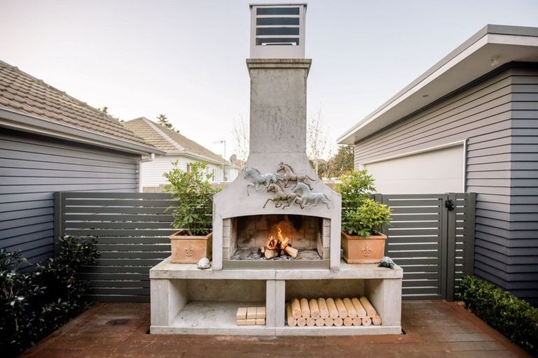 Photo of property in 9 Jellicoe Drive, Hamilton East, Hamilton, 3216