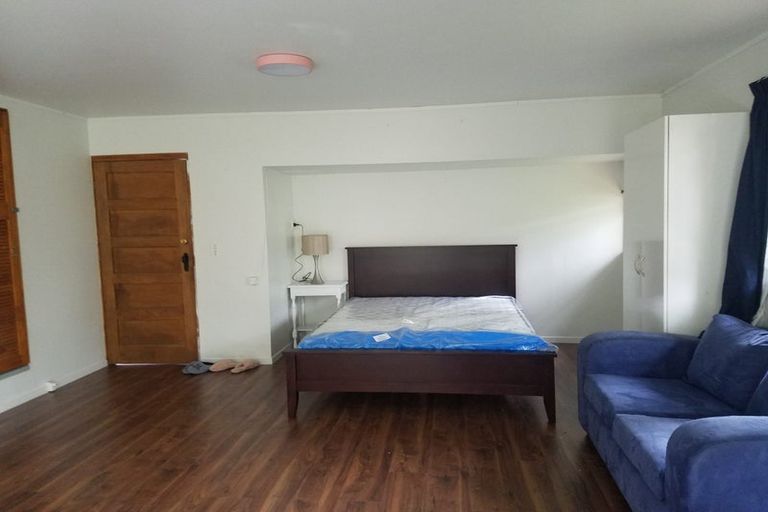 Photo of property in 7 Geoffrey Road, Torbay, Auckland, 0630