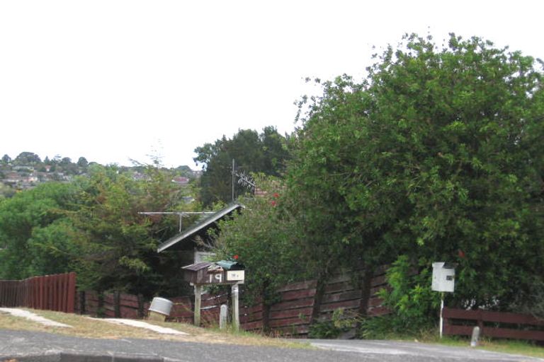 Photo of property in 1/19 Juniper Road, Sunnynook, Auckland, 0620