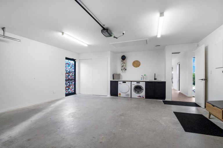 Photo of property in 6 Boag Place, Halswell, Christchurch, 8025