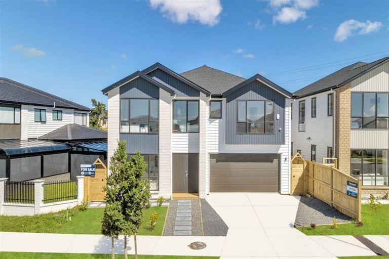 Photo of property in 31 Bushfield Drive, Flat Bush, Auckland, 2019