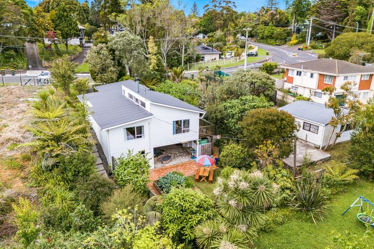 Photo of property in 155 Hutchinson Avenue, New Lynn, Auckland, 0600