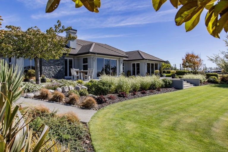Photo of property in 20 Mapleham Drive, Pegasus, 7612