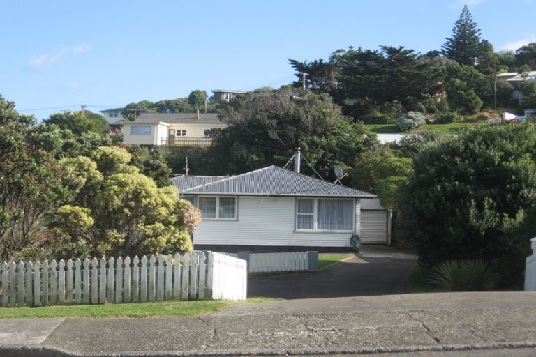 Photo of property in 43 Thornley Street, Titahi Bay, Porirua, 5022