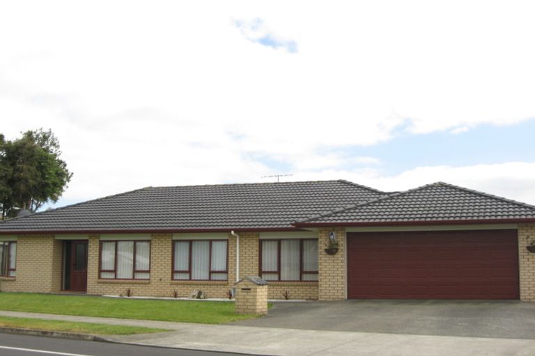 Photo of property in 15 Ridgeway Road, Pukekohe, 2120