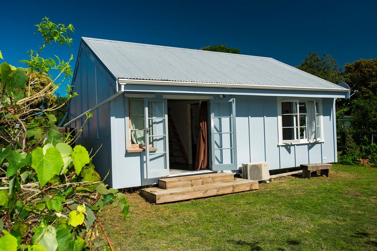 Photo of property in 22 Moana Road, Okitu, Gisborne, 4010