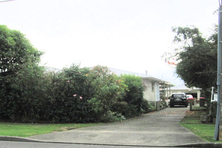 Photo of property in 40 Parata Street, Waikanae, 5036