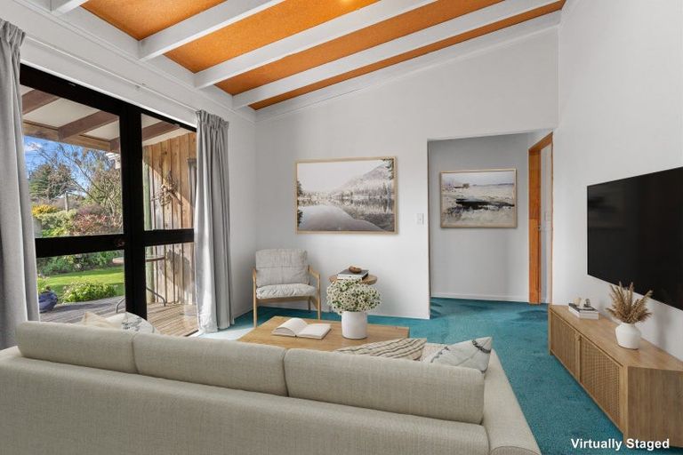 Photo of property in 17 Te Rauparaha Street, Otaki, 5512