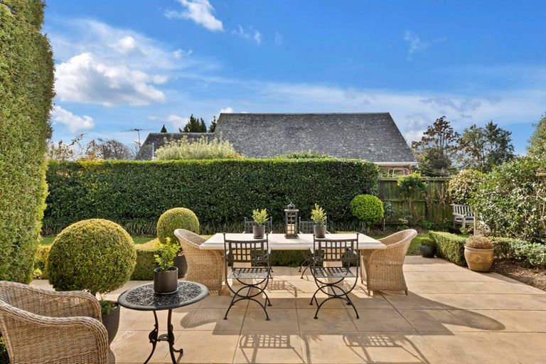 Photo of property in 9 Buxton Terrace, Saint Martins, Christchurch, 8022