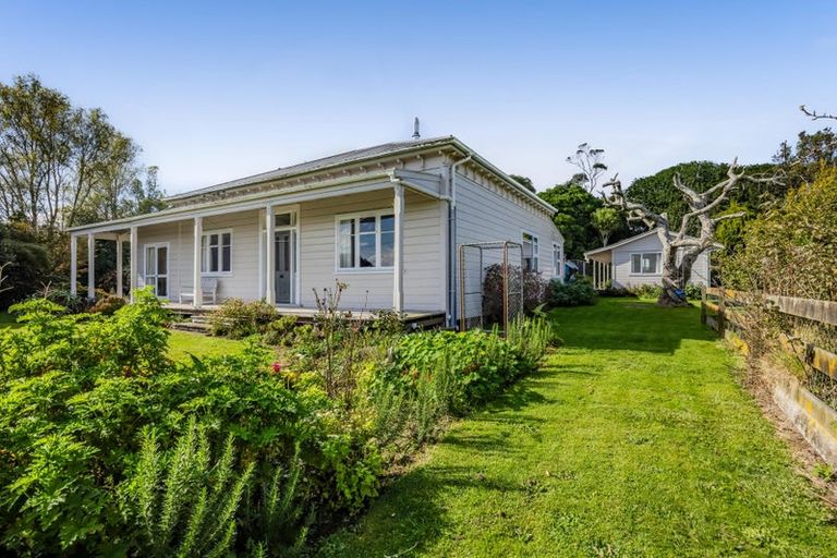 Photo of property in 724 Ararata Road, Ararata, Hawera, 4674
