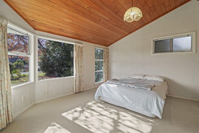 Photo of property in 42 Oxford Road, Lake Rotoma, Rotorua, 3074