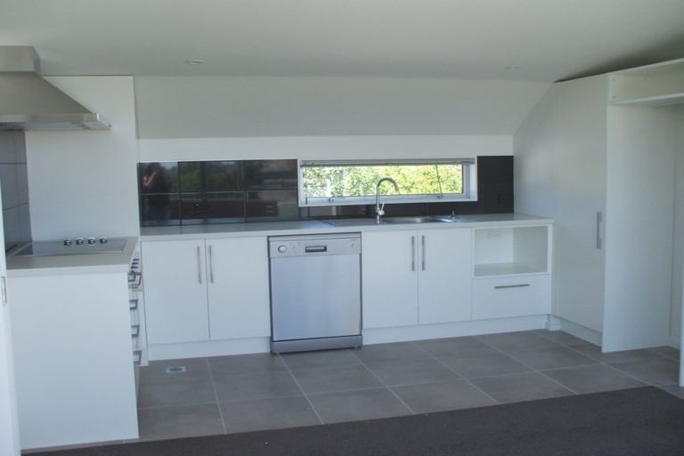 Photo of property in 43 Grafton Street, Waltham, Christchurch, 8011