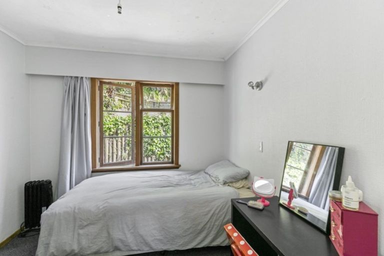 Photo of property in 8 Darwin Street, Karori, Wellington, 6012