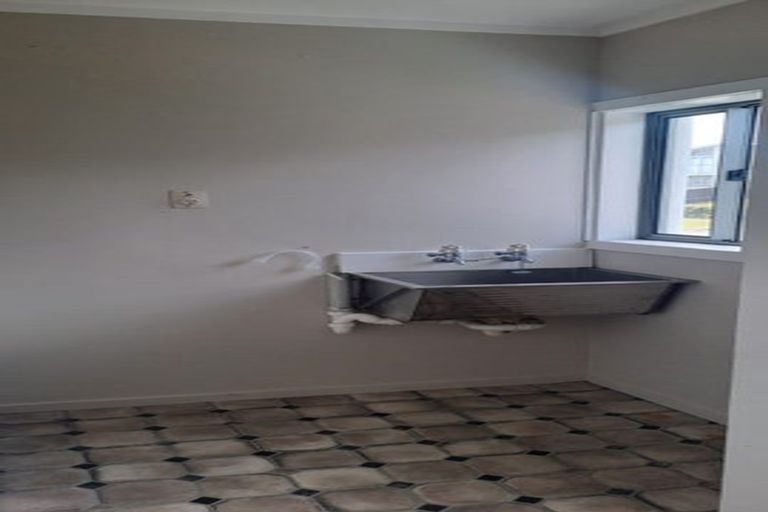 Photo of property in 16 Ceres Crescent, Johnsonville, Wellington, 6037