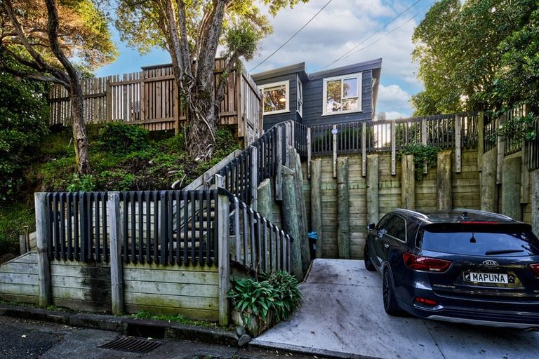 Photo of property in 6 Pa Road, Pukerua Bay, 5026